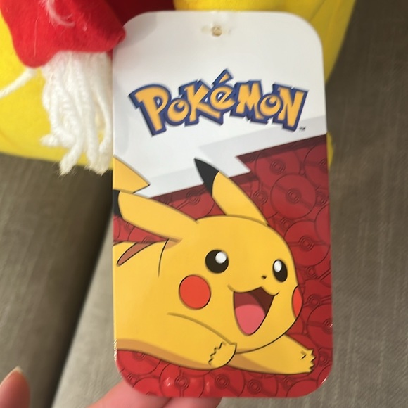 NWT Jumbo Pikachu Pokémon - Picture 2 of 6